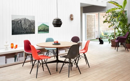 Vitra. 维特拉。