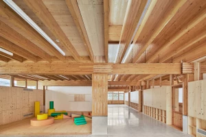 Kindergarten for Llubi expresses in built form two converging patterns from its landscape context Kindergarten for Llubi expresses in built form two converging patterns from its landscape context