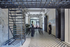 Lviv’s Radio Garage offers an experimental space for temporary exhibitions with a focus on radio, sound art, VR-art, and interactive media Lviv’s Radio Garage offers an experimental space for temporary exhibitions with a focus on radio, sound art, VR-art, and interactive media
