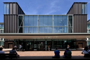 WilkinsonEyre’s low-carbon retrofit for London South Bank University is a shining example of successful adaptive reuse in action WilkinsonEyre为伦敦南岸大学(London South Bank University)设计的低碳改造项目是适应性再利用的成功范例