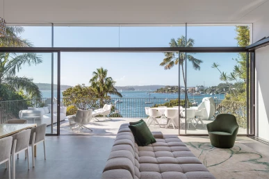 Crescent House by Matthew Woodward Architects -